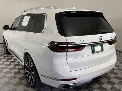 Used 2023 BMW X7 xDrive40i w/ Premium Package image 4