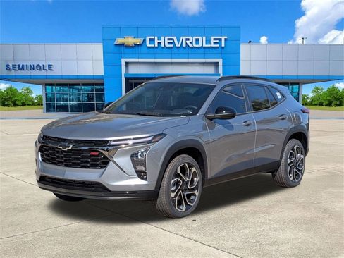 New 2026 Chevrolet Trax RS w/ Driver Confidence Package image 2