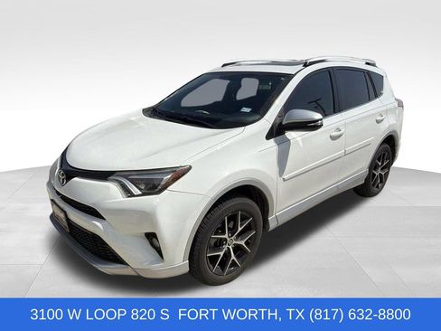 Used 2016 Toyota RAV4 SE FWD image 1