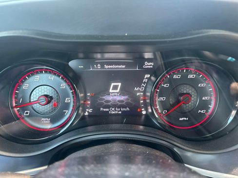 Used 2019 Dodge Charger SXT w/ Blacktop Package RWD image 8