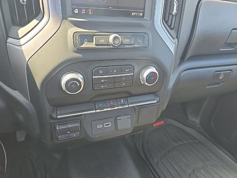 Used 2022 GMC Sierra 3500 Pro w/ Convenience Package AWD/4WD image 17