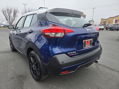Used 2020 Nissan Kicks SR w/ SR Premium Package image 5