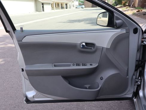 Used 2008 Chevrolet Malibu LS FWD image 23