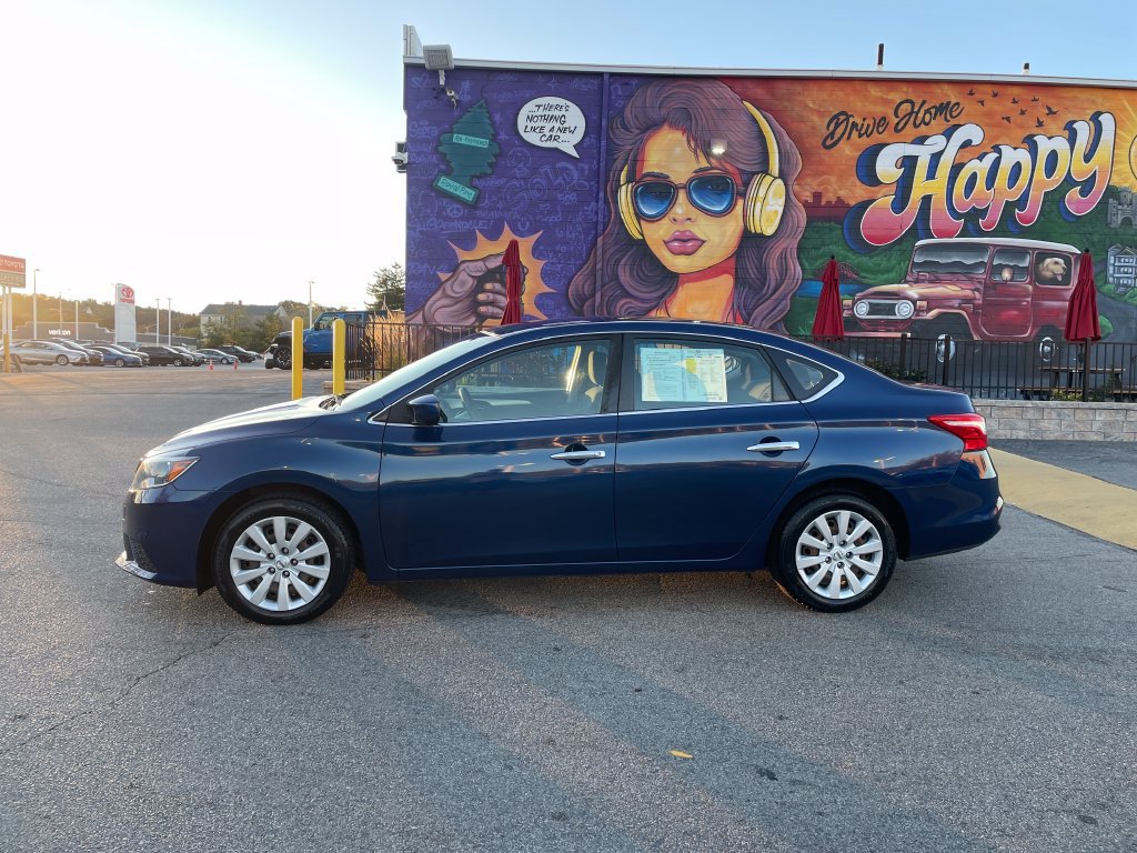 Used 2019 Nissan Sentra S FWD image 2