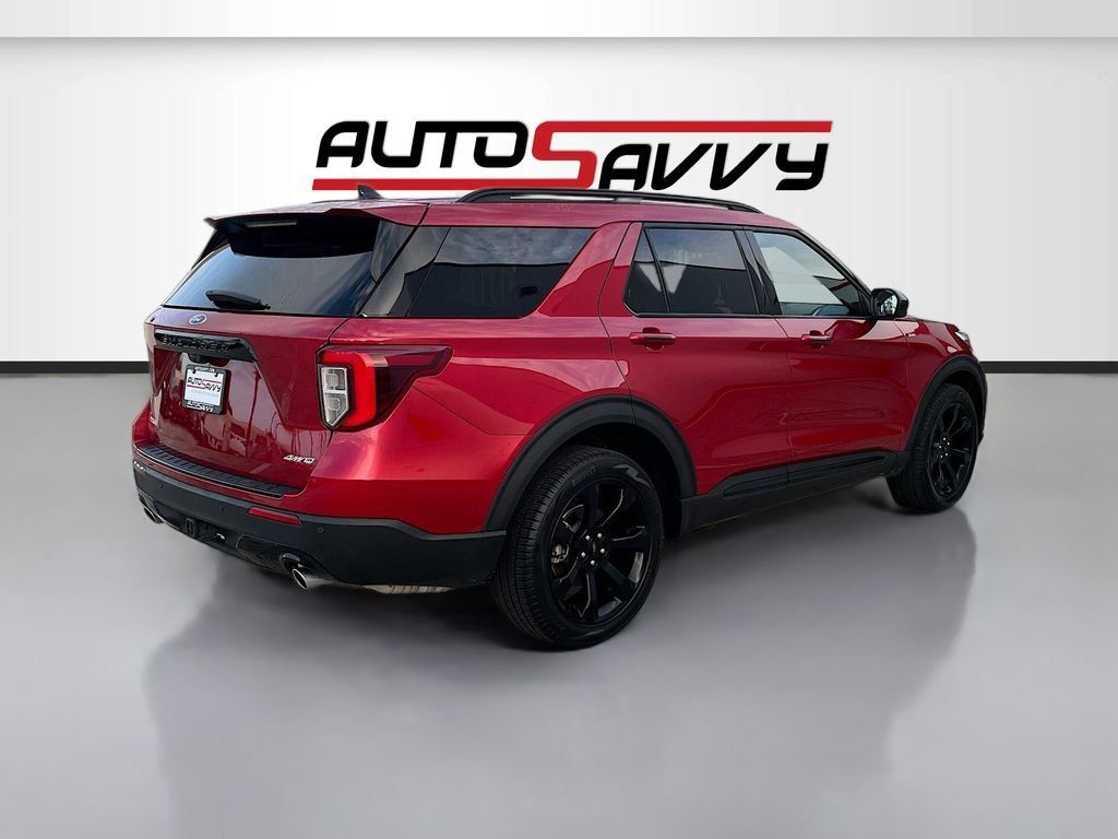 Used 2023 Ford Explorer ST-Line w/ Class IV Trailer Tow Package AWD/4WD image 7