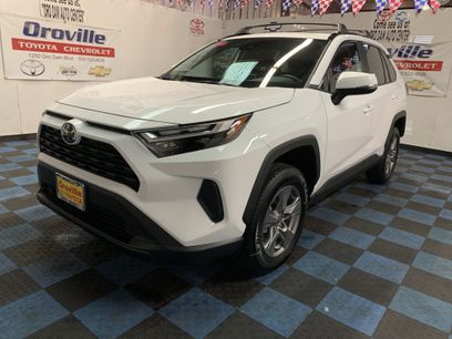 New 2025 Toyota RAV4 XLE w/ Convenience Package