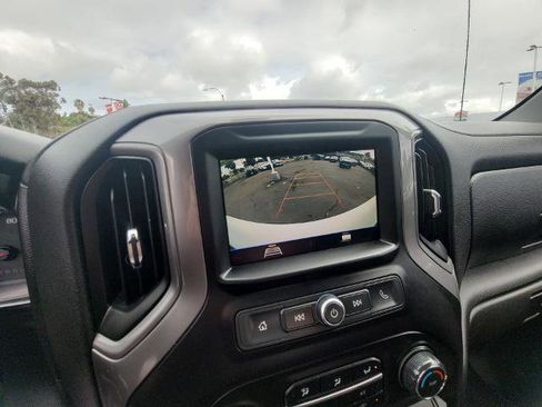 Used 2020 Chevrolet Silverado 1500 Custom Trail Boss w/ Custom Convenience Package image 14