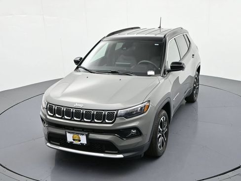 Used 2023 Jeep Compass Limited AWD/4WD image 22