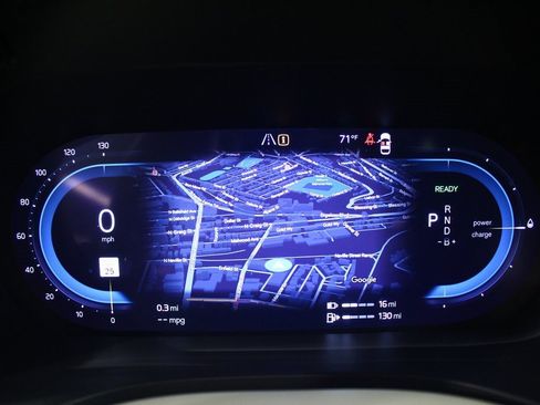 Used 2024 Volvo XC60 T8 Plus w/ Climate Package image 20