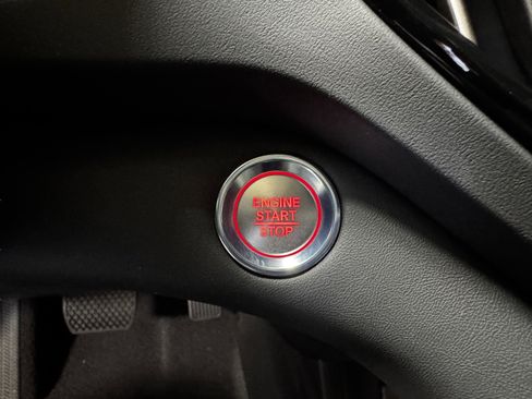 Certified 2025 Acura RDX SH-AWD image 18