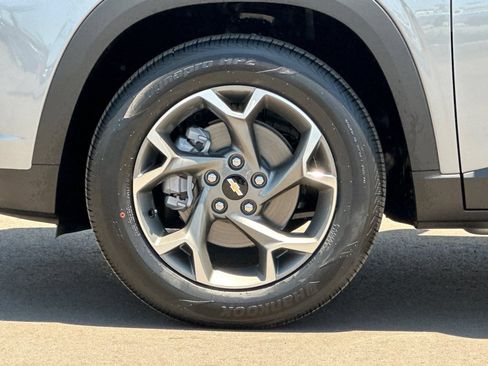 New 2026 Chevrolet Trax LT w/ Driver Confidence Package FWD image 25