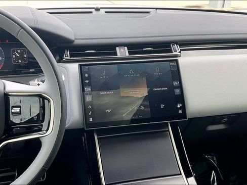 Used 2026 Land Rover Range Rover Velar Dynamic SE image 6