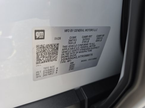 New 2026 Chevrolet Suburban High Country RWD image 43
