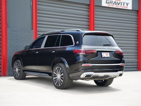 Used 2023 Mercedes-Benz Maybach GLS 600 4MATIC image 13