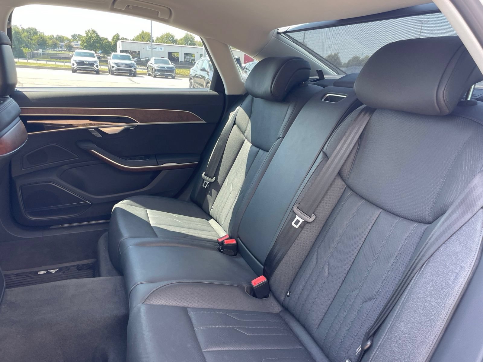 Used 2023 Audi A8 L 3.0T AWD/4WD image 45
