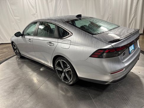 Used 2023 Honda Accord Sport image 7