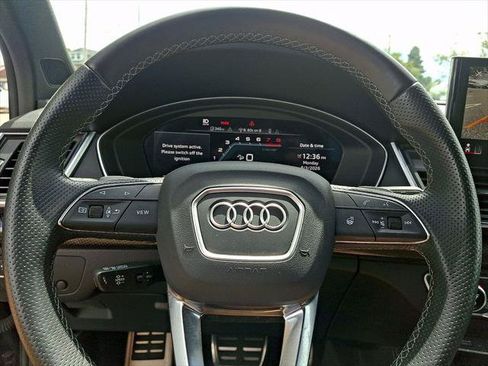 Certified 2023 Audi SQ5 Premium Plus w/ Premium Plus Package AWD/4WD image 19