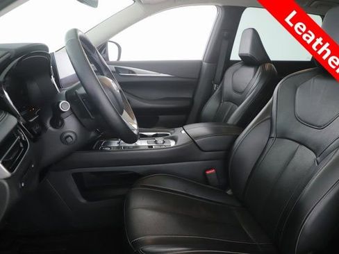 Used 2023 INFINITI QX60 Luxe image 16