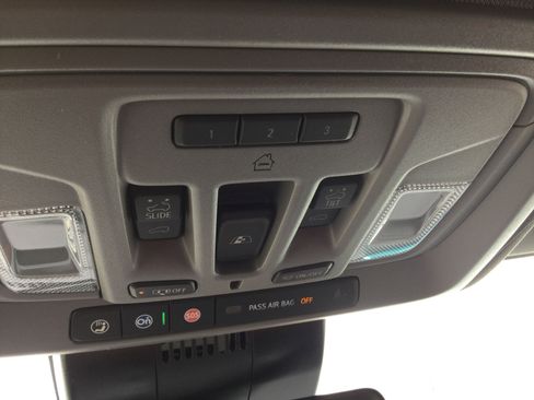 New 2026 GMC Sierra 3500 SLT image 20