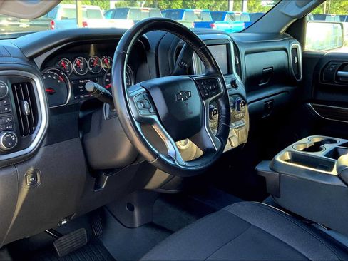 Used 2020 Chevrolet Silverado 1500 LT Trail Boss w/ Convenience Package AWD/4WD image 17