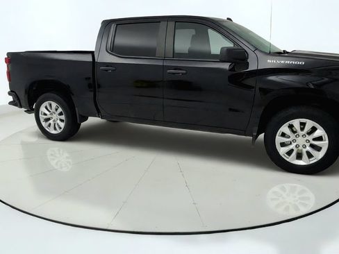 Used 2024 Chevrolet Silverado 1500 Custom RWD image 8