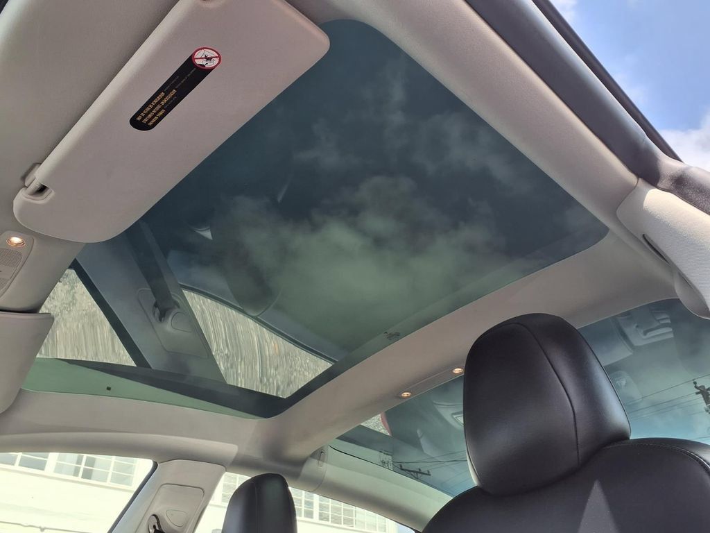 Used 2023 Tesla Model 3 Standard Range RWD image 12