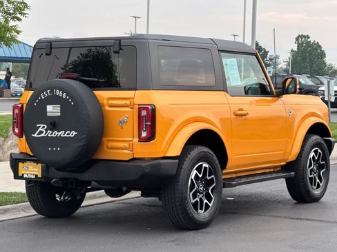 Certified 2022 Ford Bronco Outer Banks AWD/4WD image 2