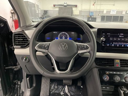 New 2026 Volkswagen Taos S image 15