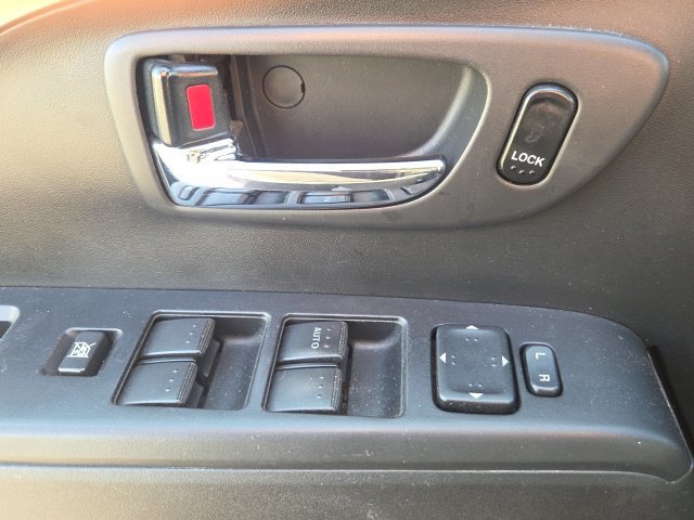 Used 2012 MAZDA MAZDA5 Grand Touring FWD image 19