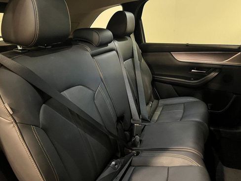 Used 2025 MAZDA CX-70 Plug-In Hybrid w/ Premium Pkg image 34