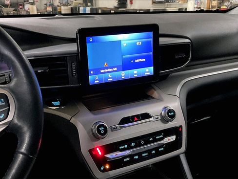 Certified 2023 Ford Explorer XLT w/ Equipment Group 202A image 6