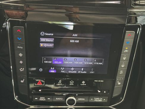 Used 2020 INFINITI QX80 Luxe w/ Proassist Package RWD image 16