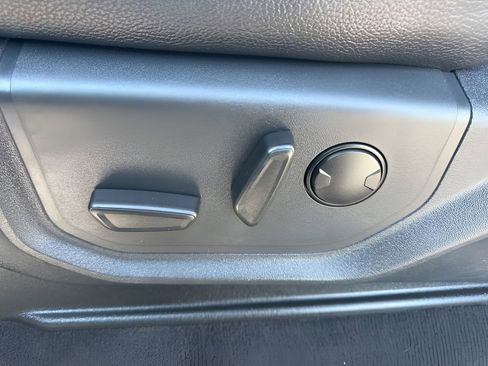 Used 2022 Ford F250 Lariat image 10