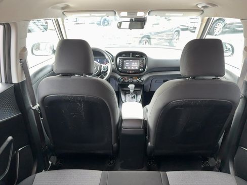 Used 2020 Kia Soul S FWD image 9