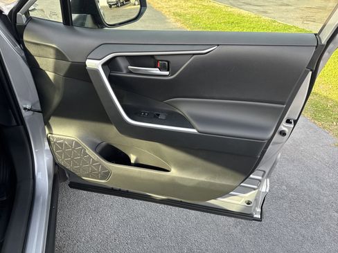 New 2025 Toyota RAV4 XLE FWD image 34