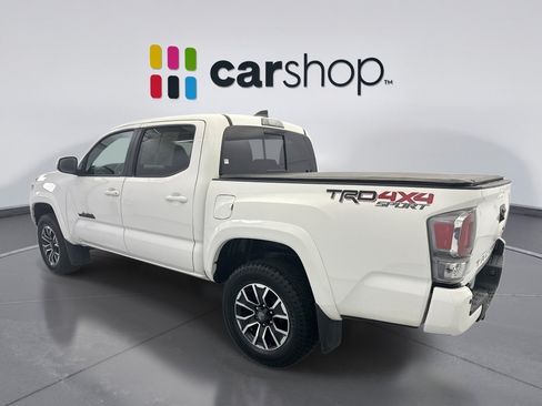 Used 2022 Toyota Tacoma TRD Sport w/ Technology Package AWD/4WD image 3