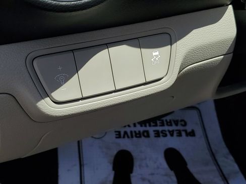 Used 2023 Kia Forte LXS FWD image 9