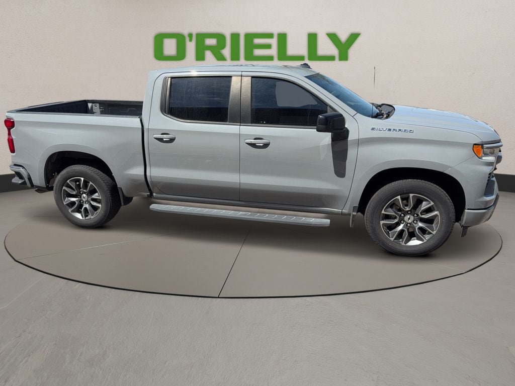 Used 2024 Chevrolet Silverado 1500 RST RWD image 9