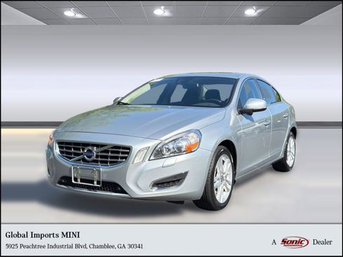 Used 2013 Volvo S60 T5 image 1