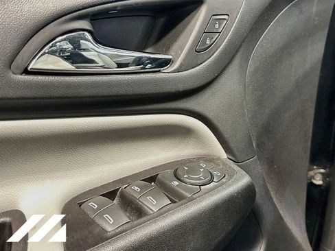 Used 2018 Chevrolet Equinox LT w/ Sun & Infotainment Package AWD/4WD image 18