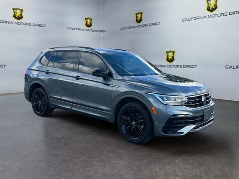 Used 2022 Volkswagen Tiguan SE R-Line image 7