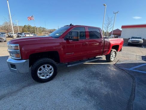 Used 2015 Chevrolet Silverado 2500 LT w/ LT Fleet Convenience Package image 3