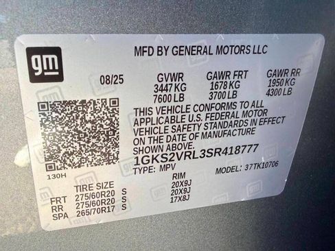 Used 2025 GMC Yukon AT4 Ultimate w/ LPO, Floor Liner Package AWD/4WD image 48