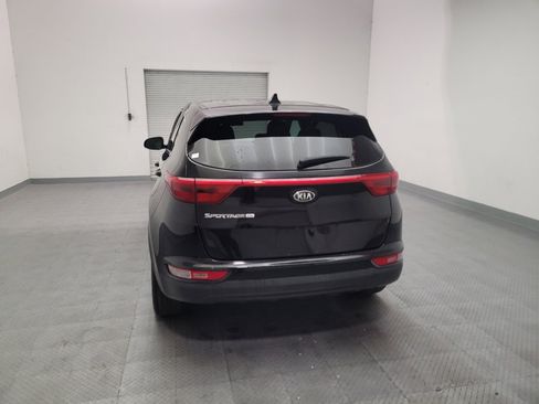 Used 2018 Kia Sportage LX FWD image 6