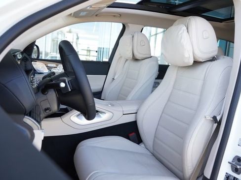 New 2026 Mercedes-Benz GLS 450 4MATIC image 26