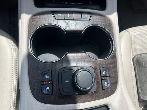 Used 2023 GMC Acadia Denali w/ Denali Ultimate Package image 46