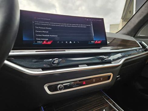 Used 2026 BMW X7 xDrive40i image 29
