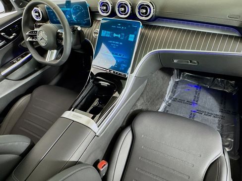 New 2025 Mercedes-Benz C 300 4MATIC Sedan image 27