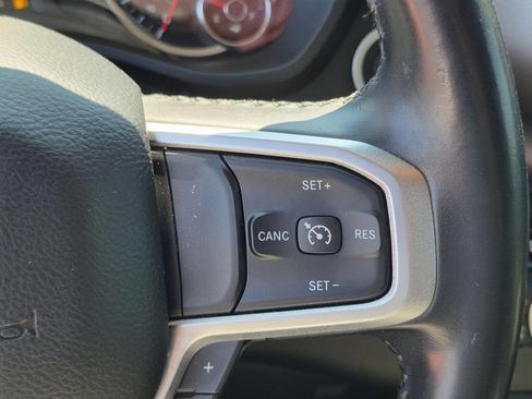 Used 2019 RAM 1500 Big Horn AWD/4WD image 16
