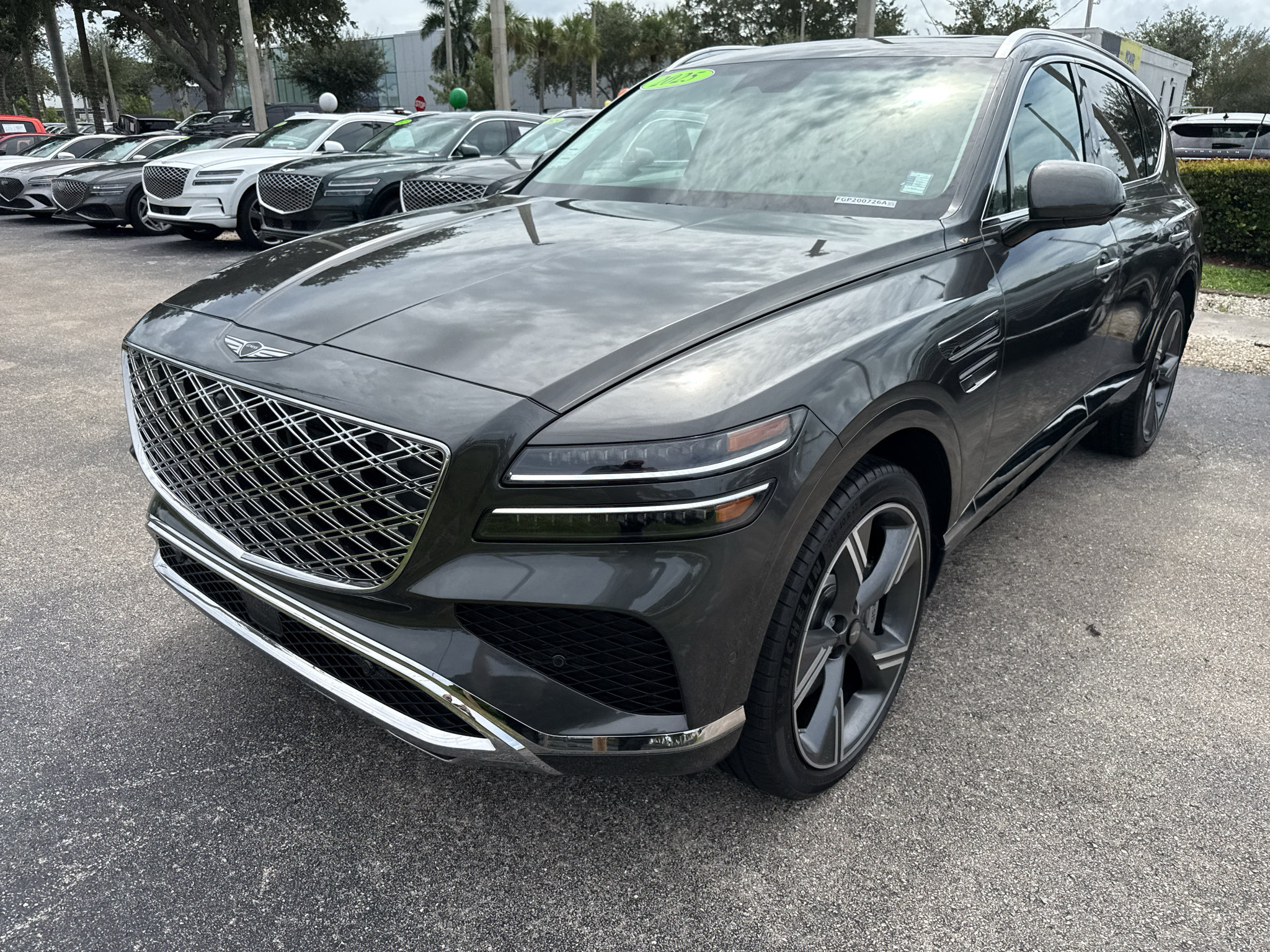 Certified 2025 Genesis GV80 3.5T Prestige AWD/4WD image 3